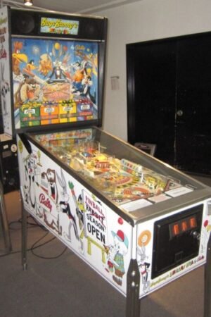 Bugs Bunny’s Birthday Bash Pinball Machine