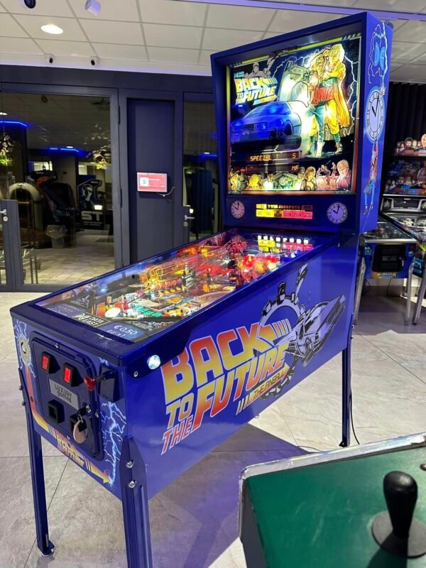 Back to the Future Pinball Machine - Image 4