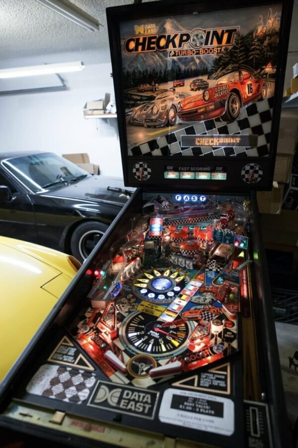 Checkpoint Pinball Machine - Image 4